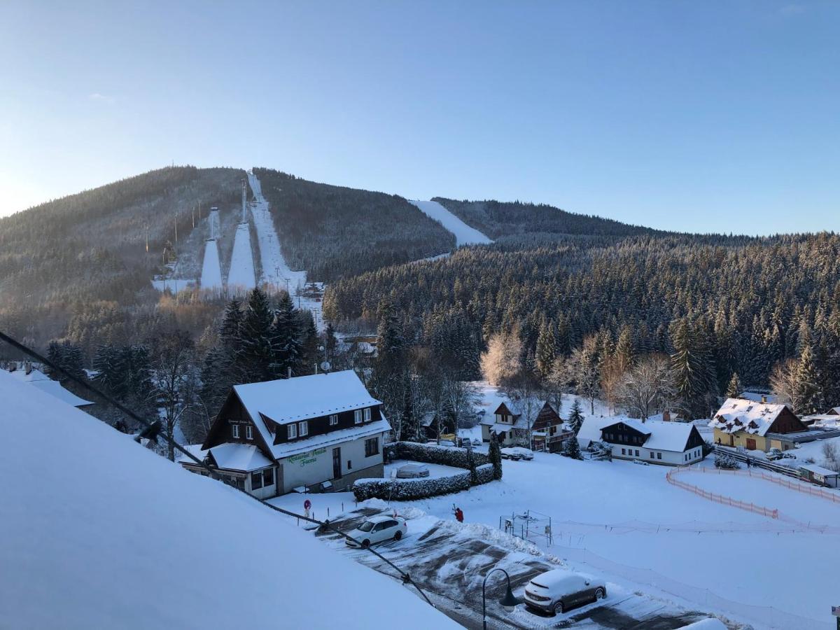 Grand Harrachov Pension V Centru Экстерьер фото