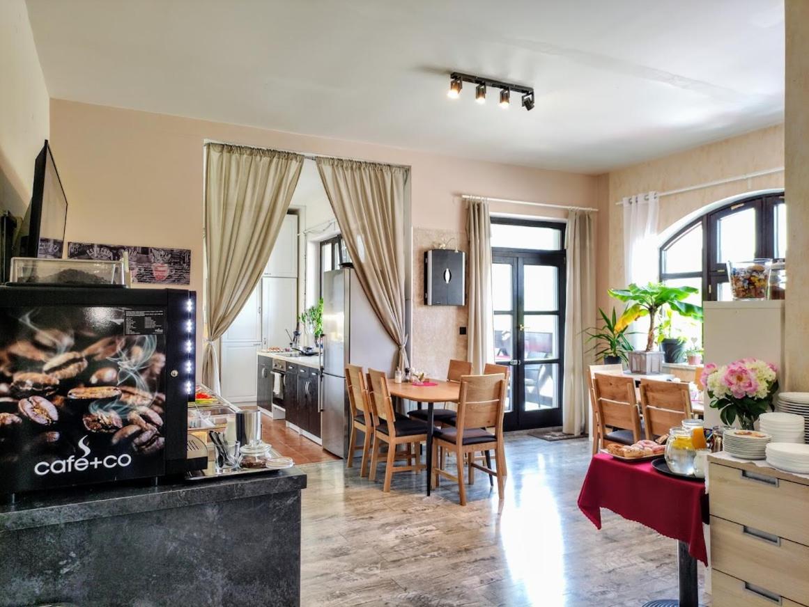 Grand Harrachov Pension V Centru Экстерьер фото